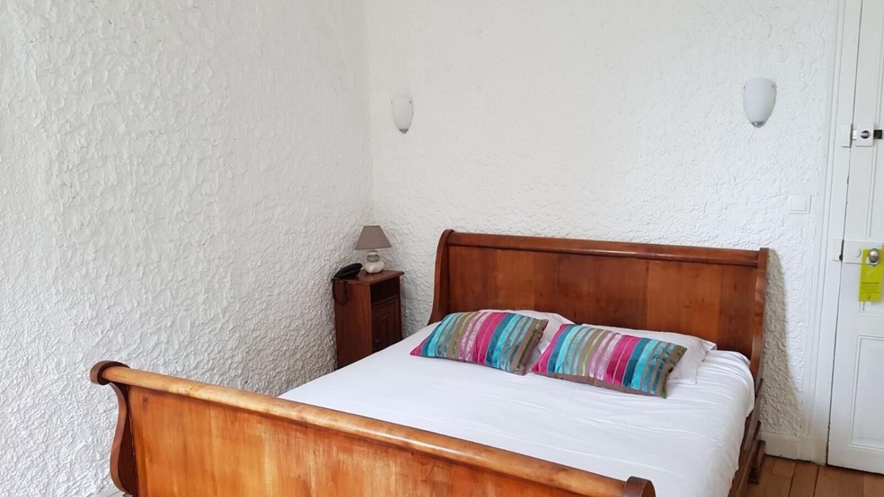 Photo of Others in Olivet