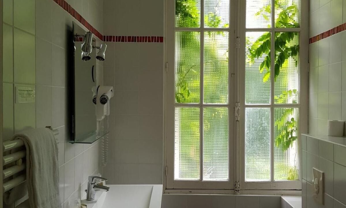 Photo of Others in Olivet