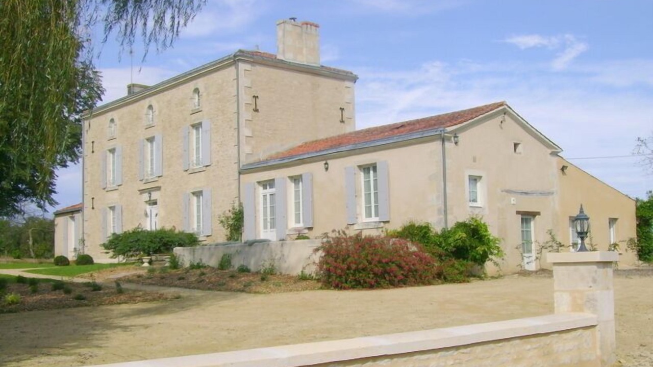 Photo of Outdoor in Saint-Hilaire-des-Loges