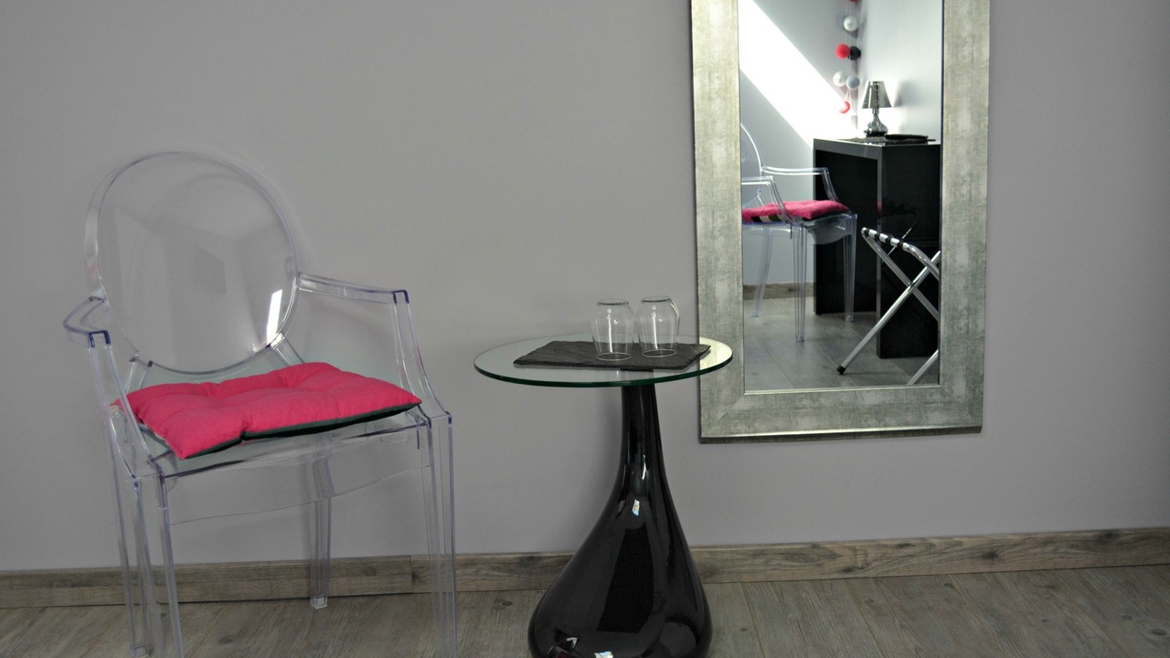 Photo of Others in Longeves