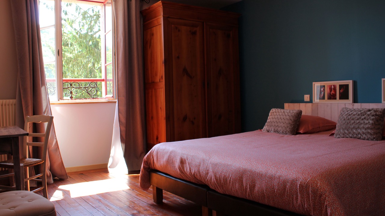 Photo of Bedroom in Mortagne-sur-Sevre