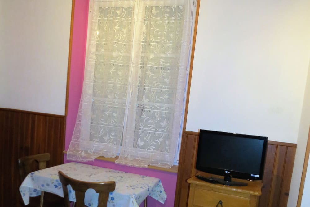 Photo of Livingroom in Bourbonne-les-Bains