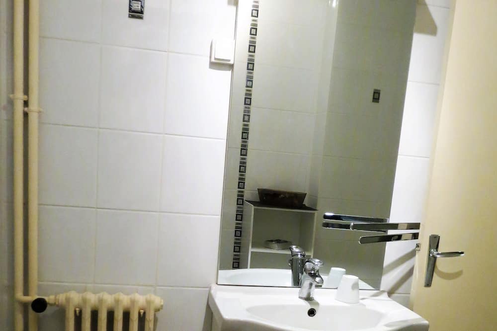 Photo of Bathroom in Bourbonne-les-Bains