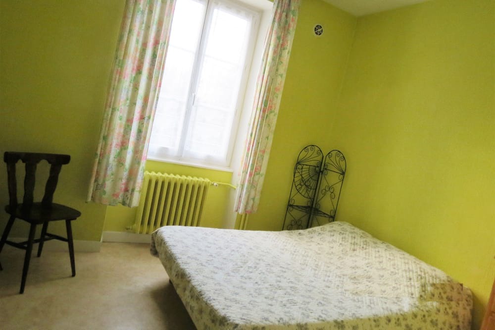 Photo of Bedroom in Bourbonne-les-Bains