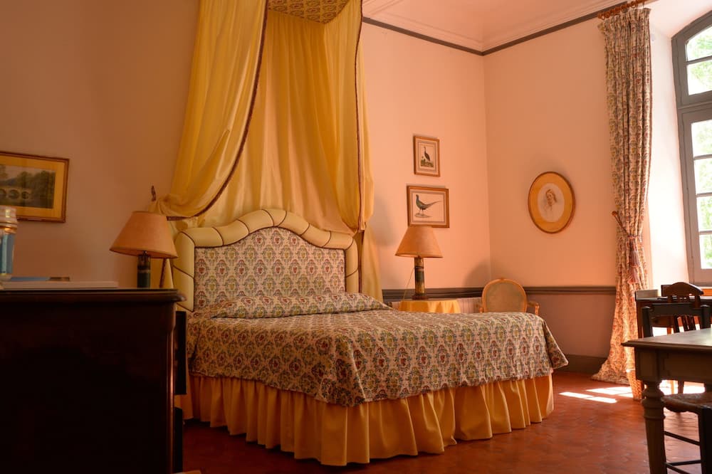 Photo of Bedroom in Esparron-de-Verdon