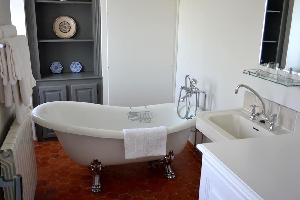 Photo of Bathroom in Esparron-de-Verdon