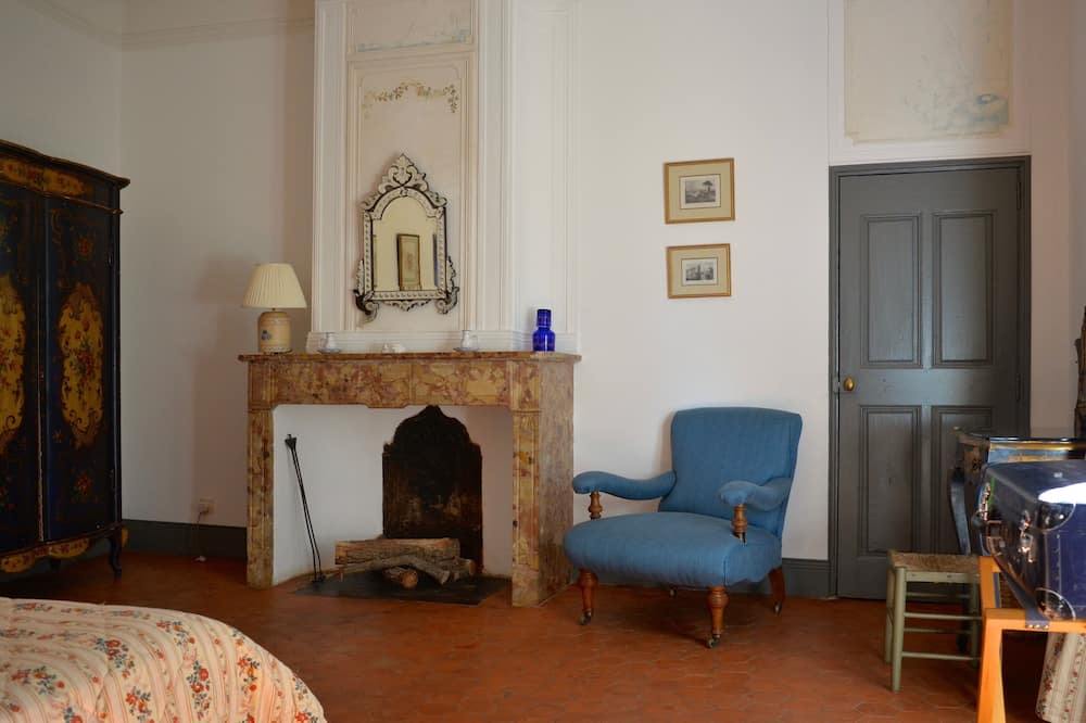 Photo of Bedroom in Esparron-de-Verdon