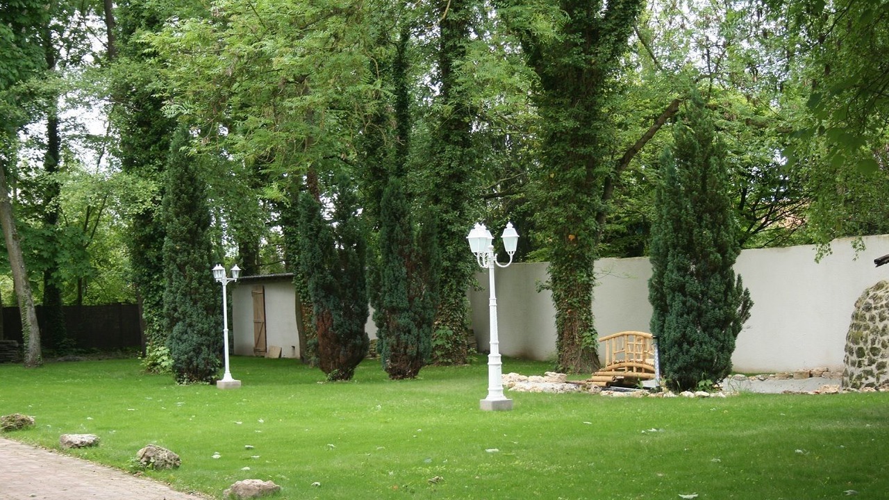 Photo of Outdoor in Jalons