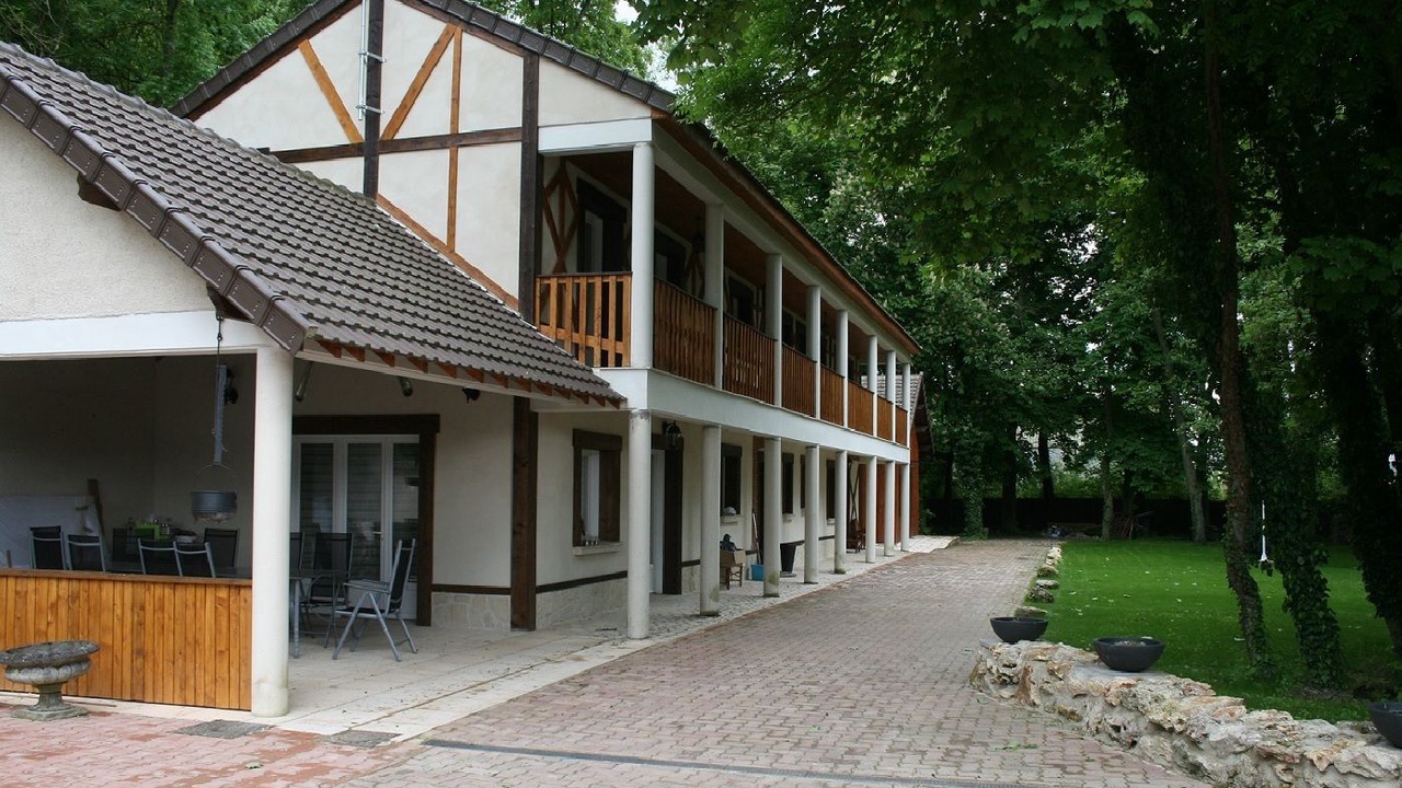 Photo of Outdoor in Jalons