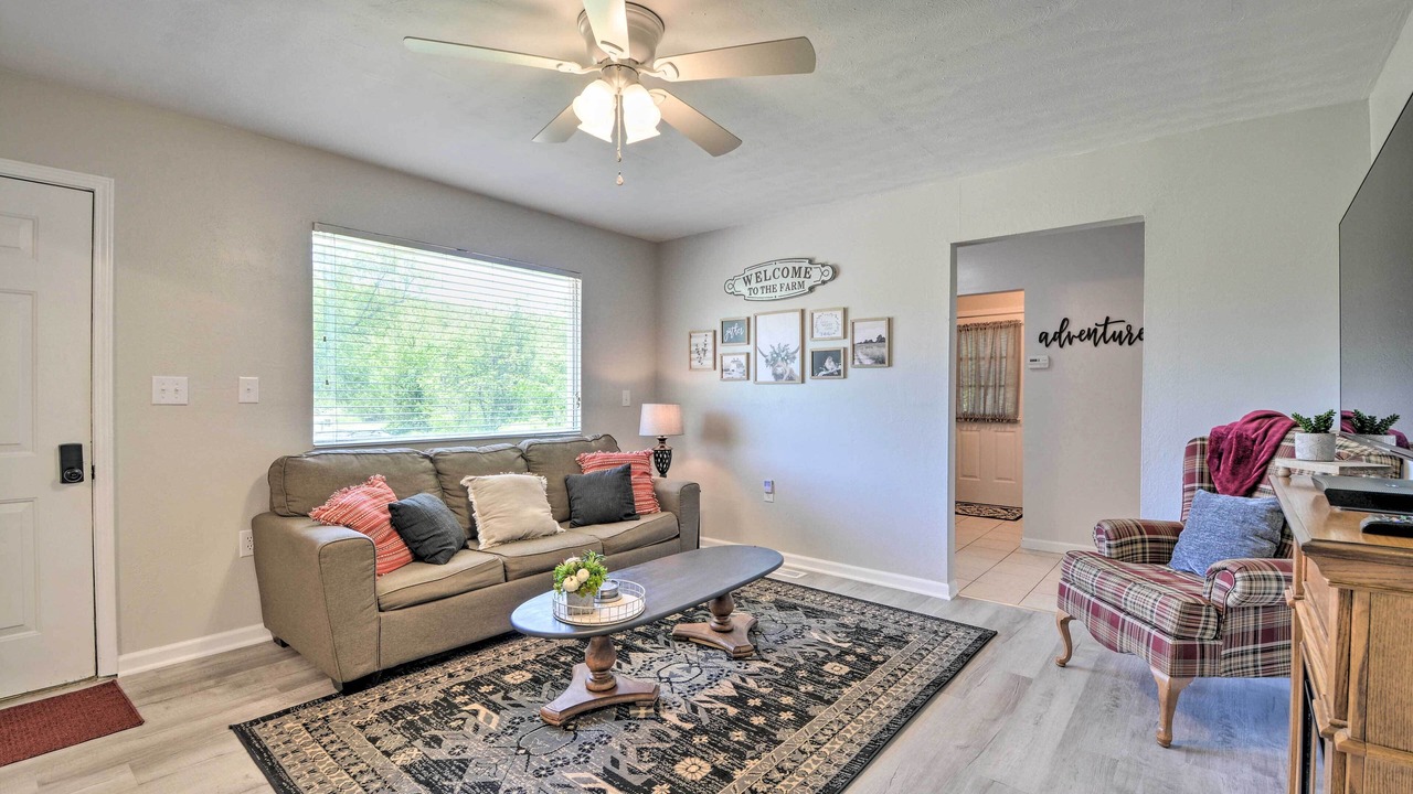 Photo of Livingroom in Ironton