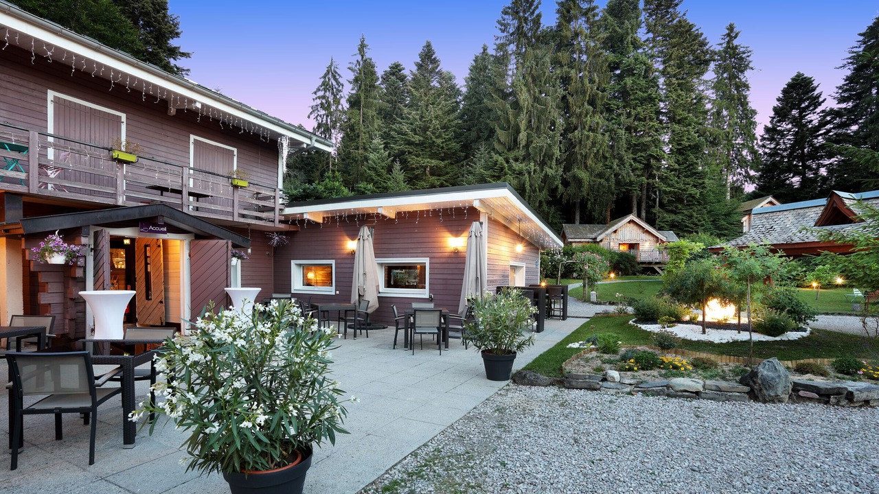 Photo of Outdoor in Larringes