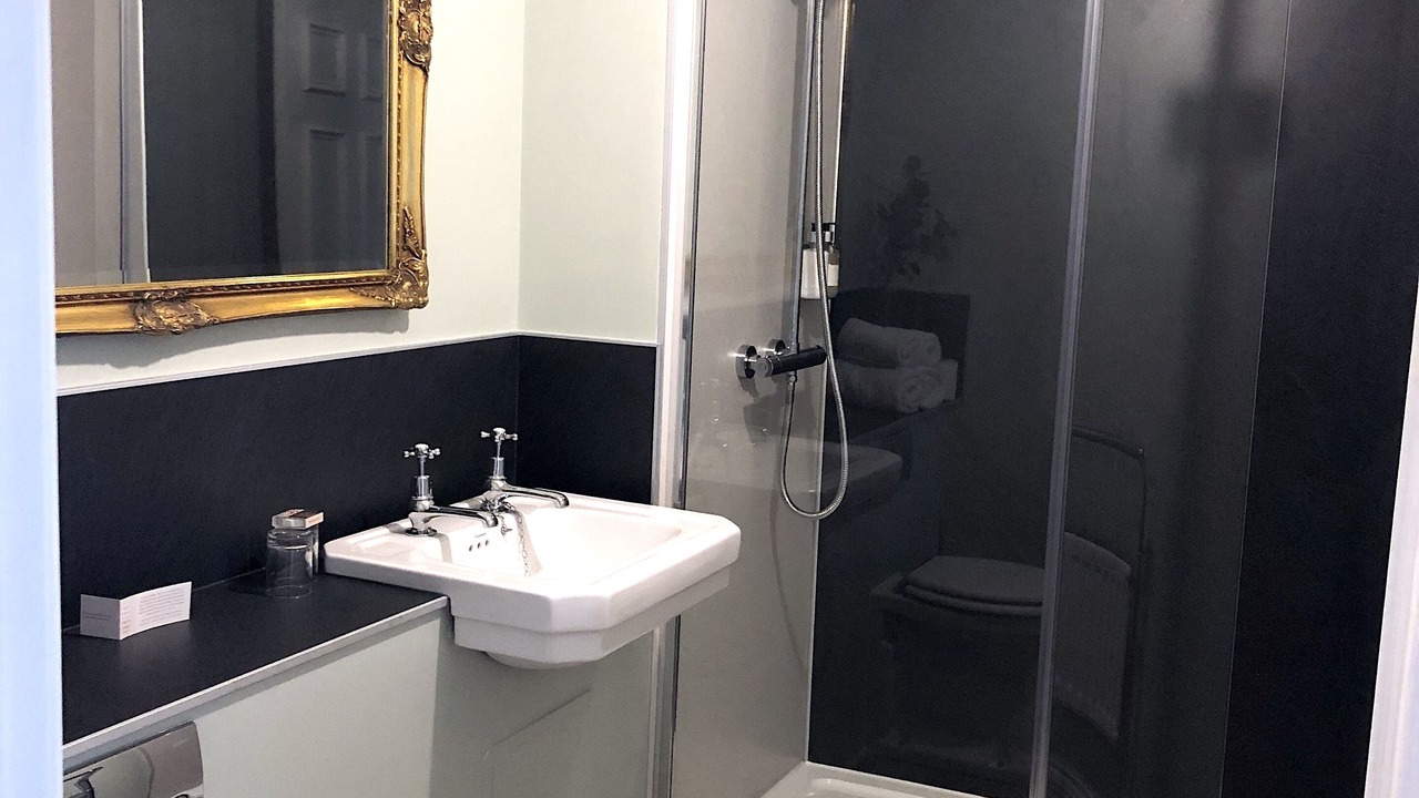 Photo of Bedroom in Beetham