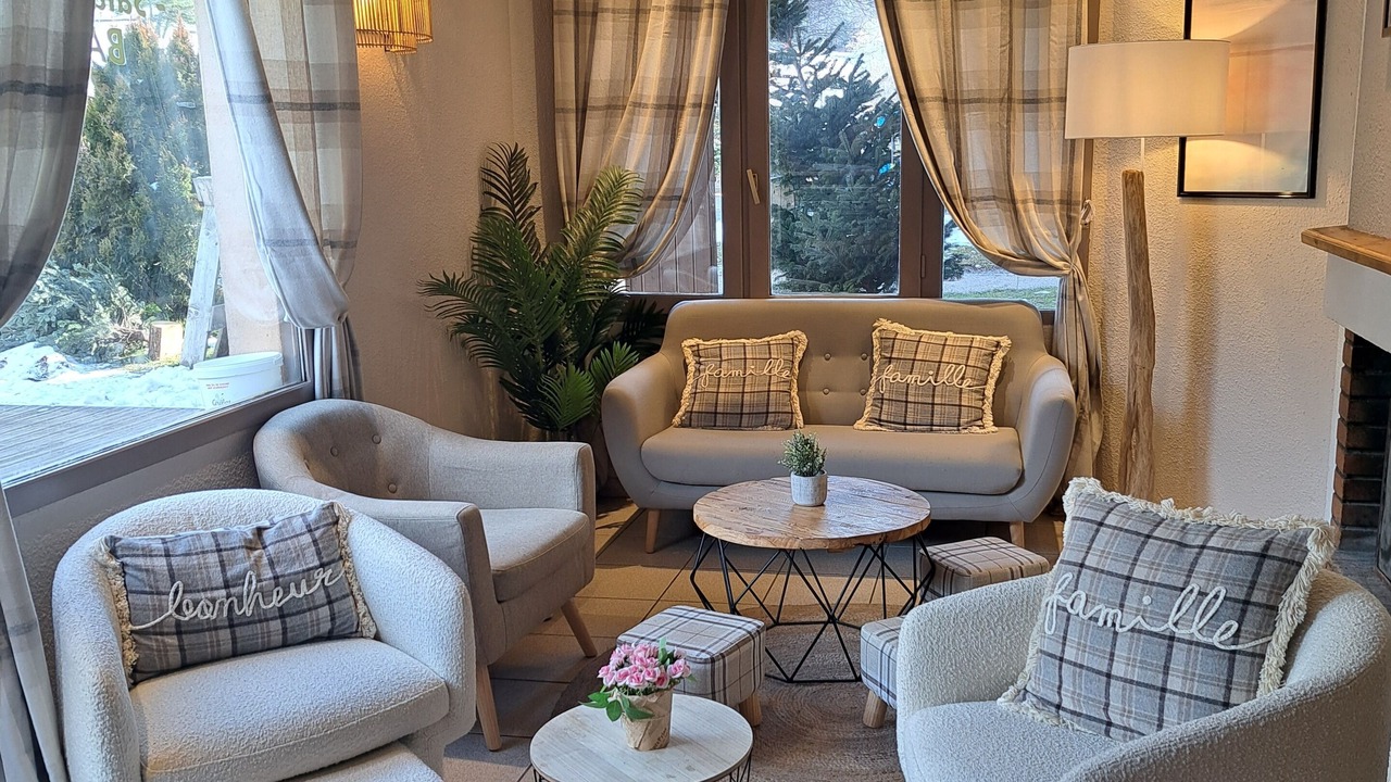 Photo of Others in Montclar