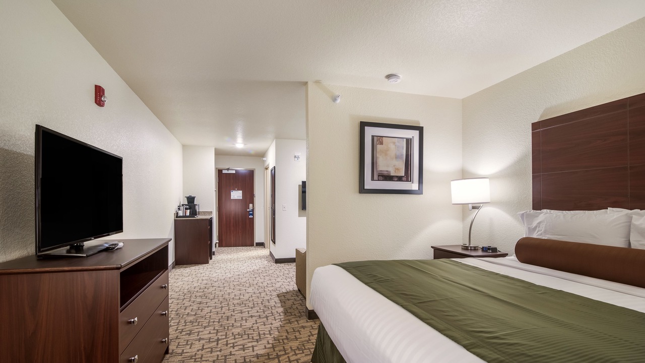 Photo of Bedroom in Victor