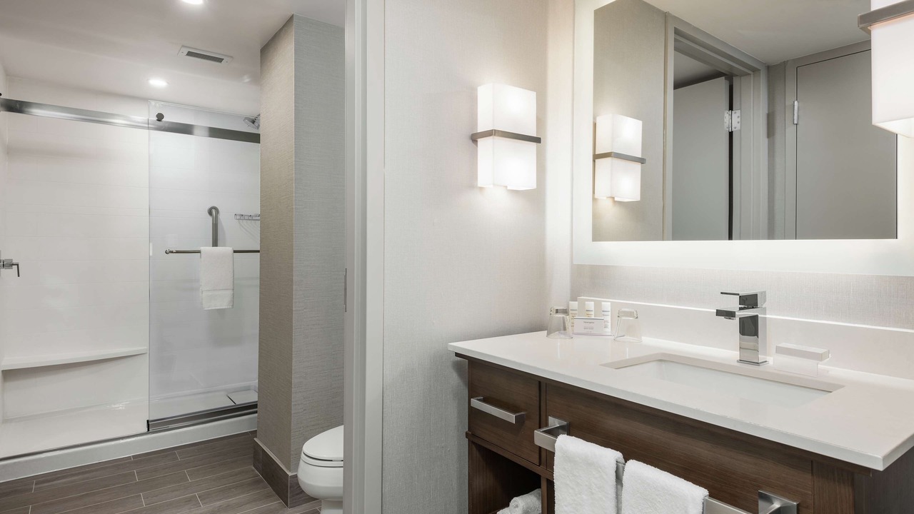 Photo of Bathroom in Byward Market - Parliament Hill