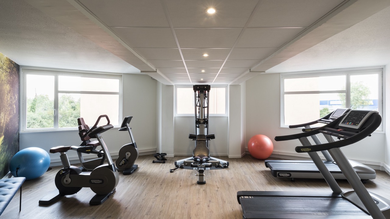 Photo of Others in Bron