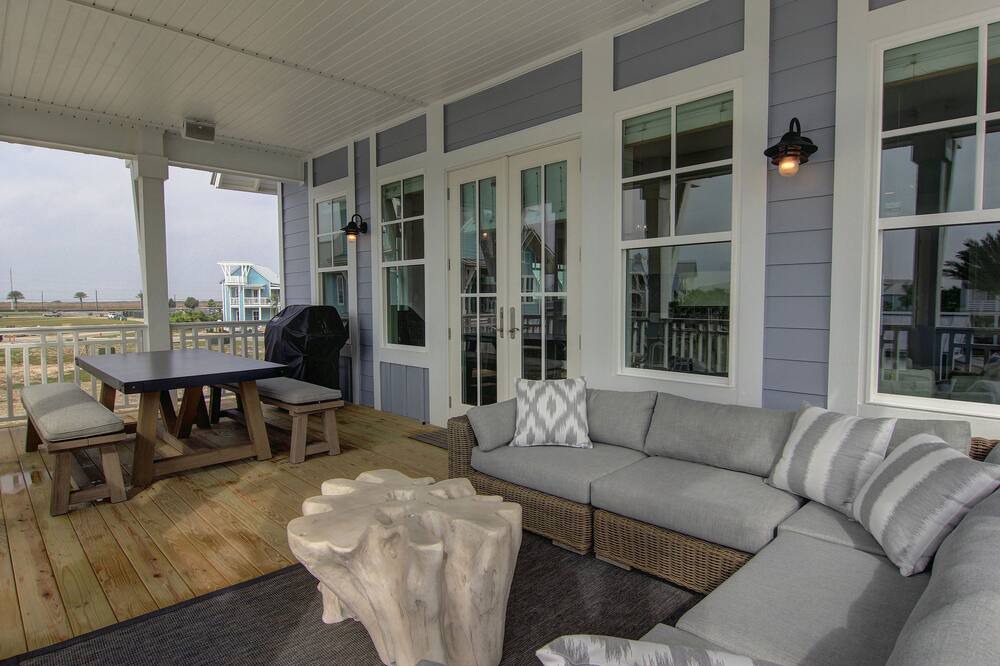 Photo of Patio Balcony in Cinnamon Shore