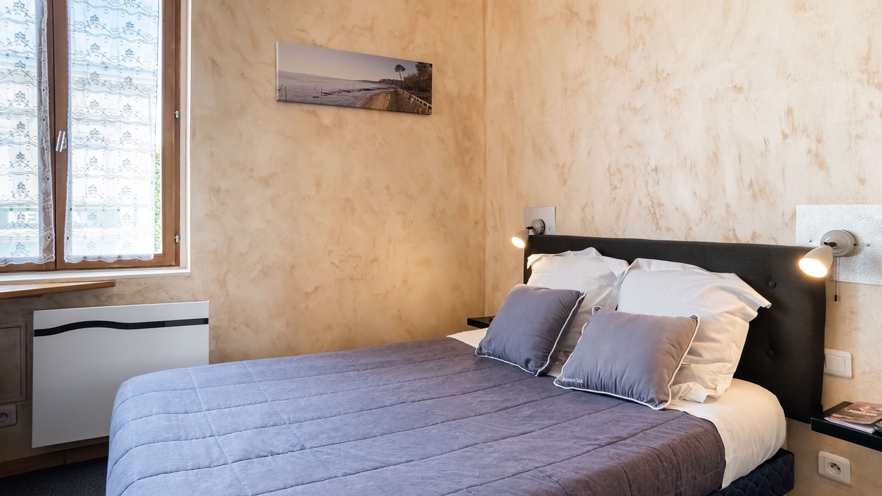 Photo of Bedroom in Latresne