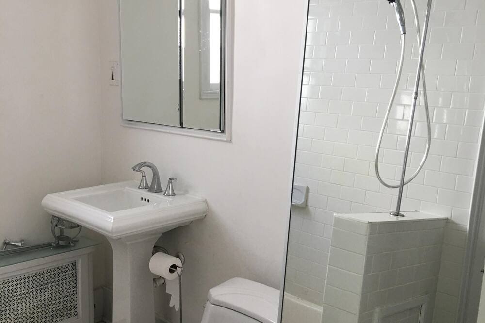 Photo of Bathroom in Trenton