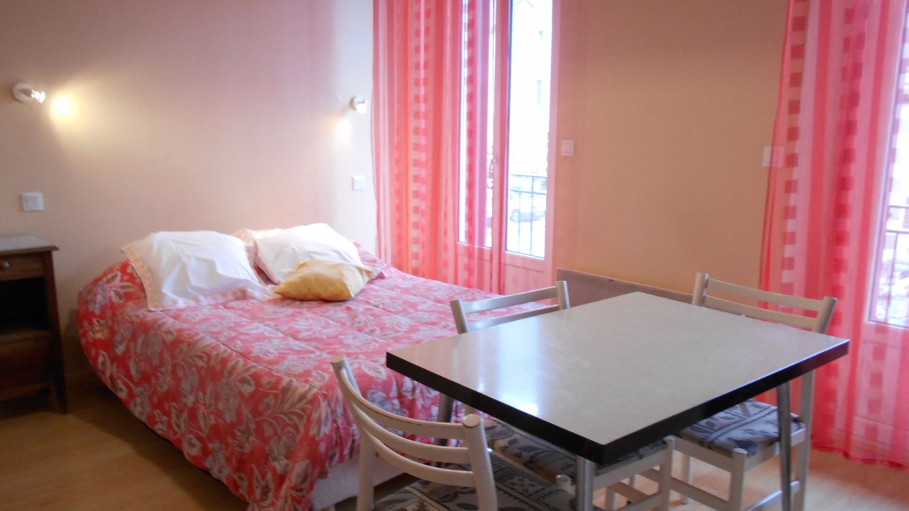 Photo of Bedroom in Veynes