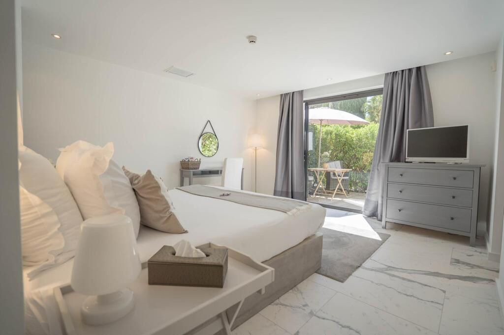 Photo of Bedroom in Saint-Tropez