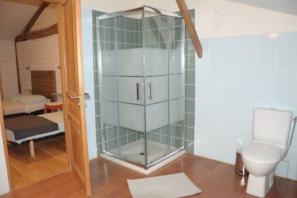 Photo of Bathroom in Sainte-Helene