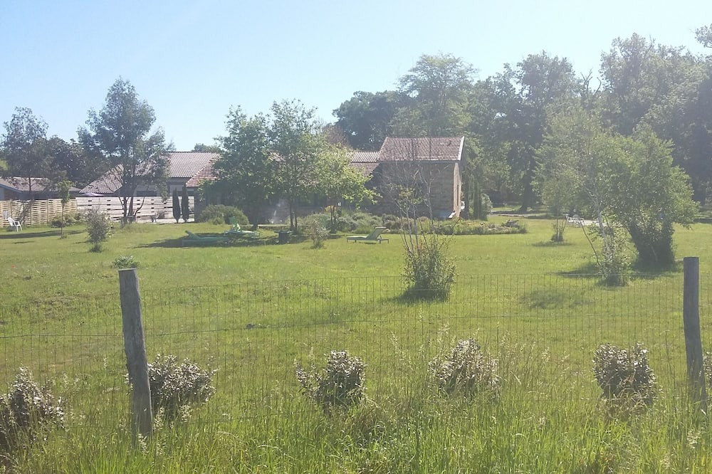 Photo of Outdoor in Sainte-Helene