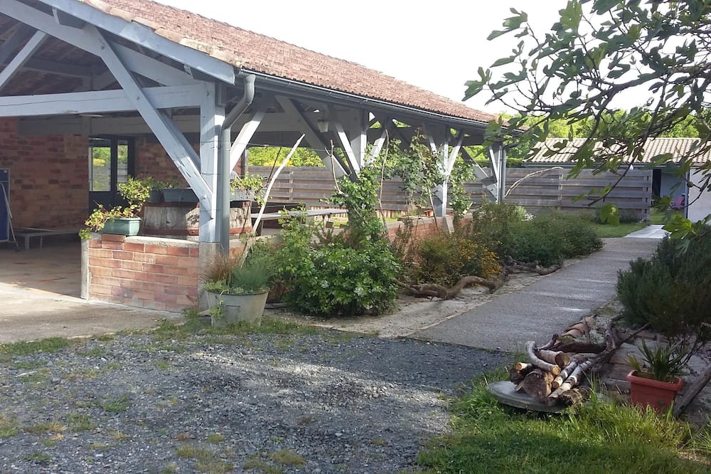 Photo of Outdoor in Sainte-Helene