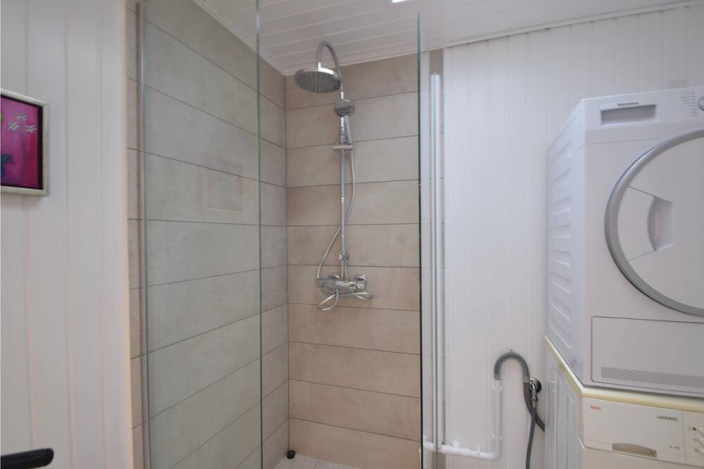 Photo of Bathroom in Farvang