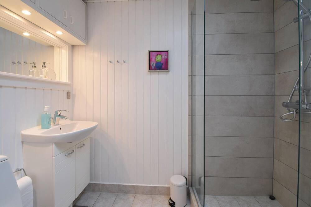 Photo of Bathroom in Farvang