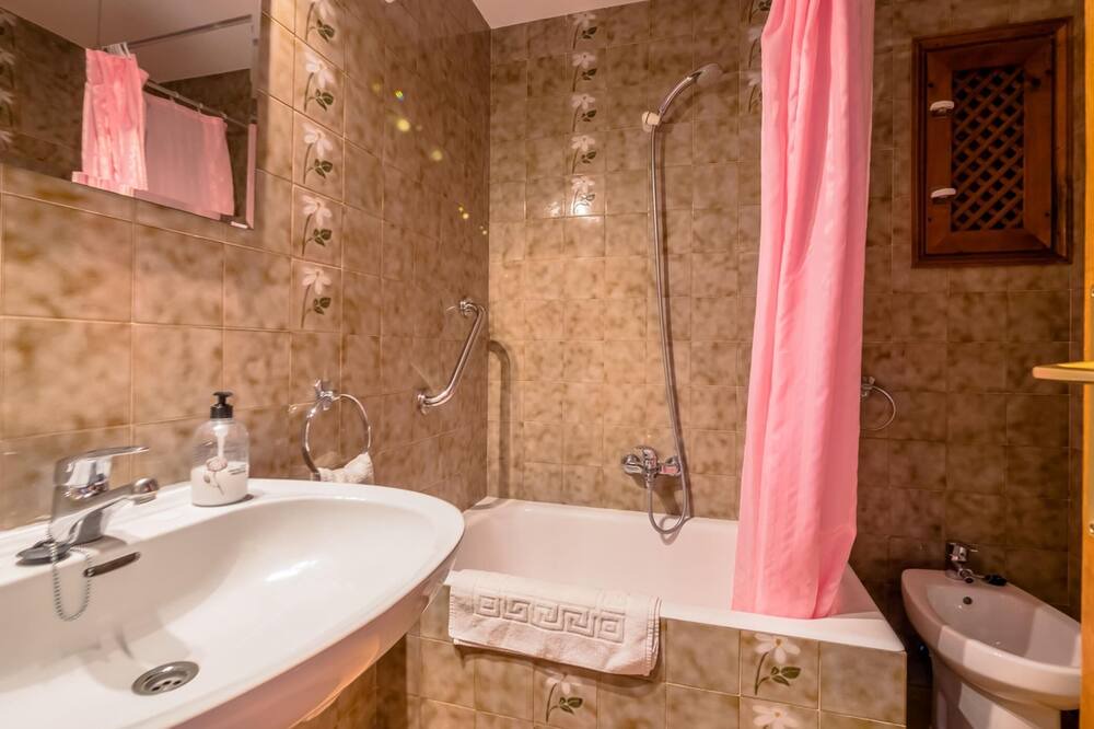 Photo of Bathroom in L'Escala