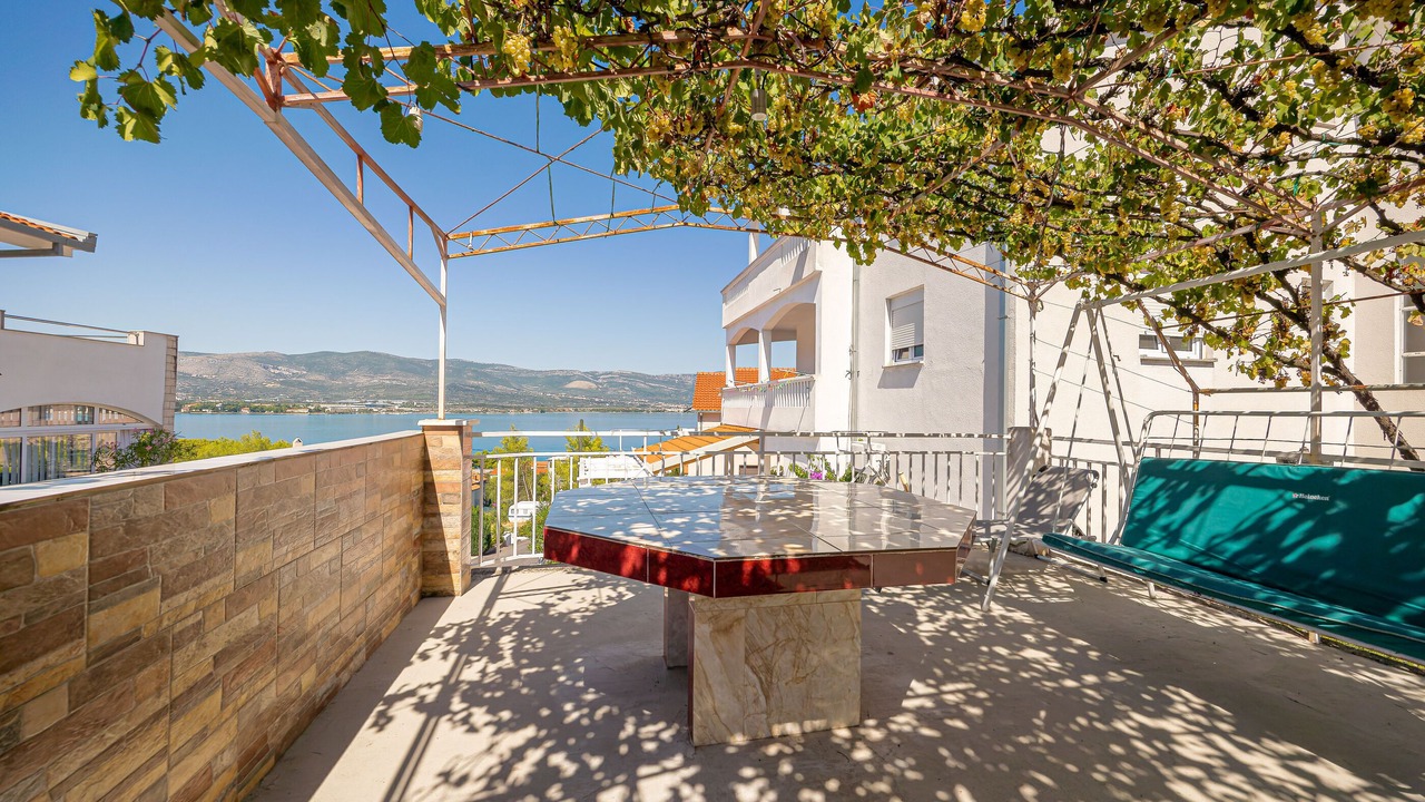 Photo of Outdoor in Slatine