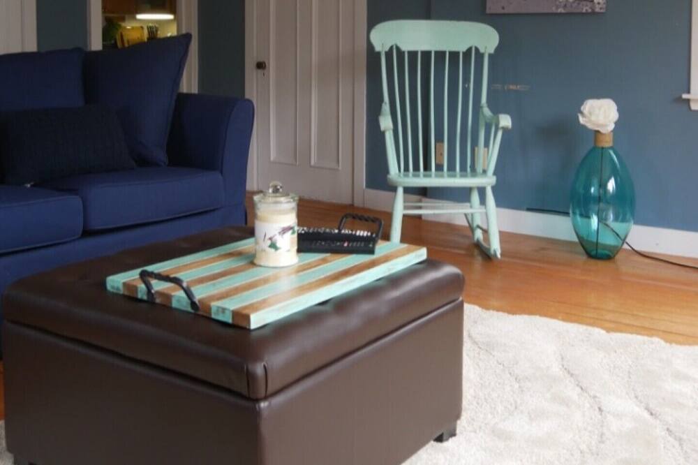 Photo of Livingroom in Indian Harbour