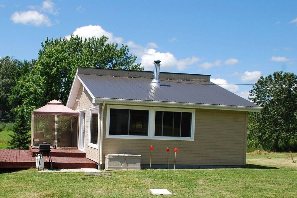 Photo of Outdoor in Guerin