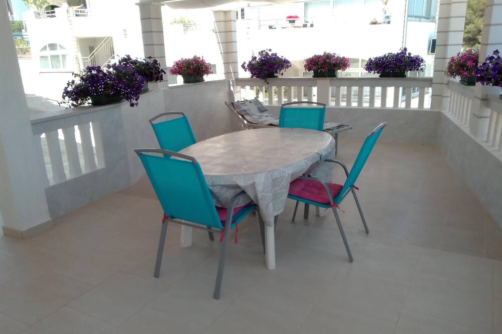 Photo of Patio Balcony in Slatine