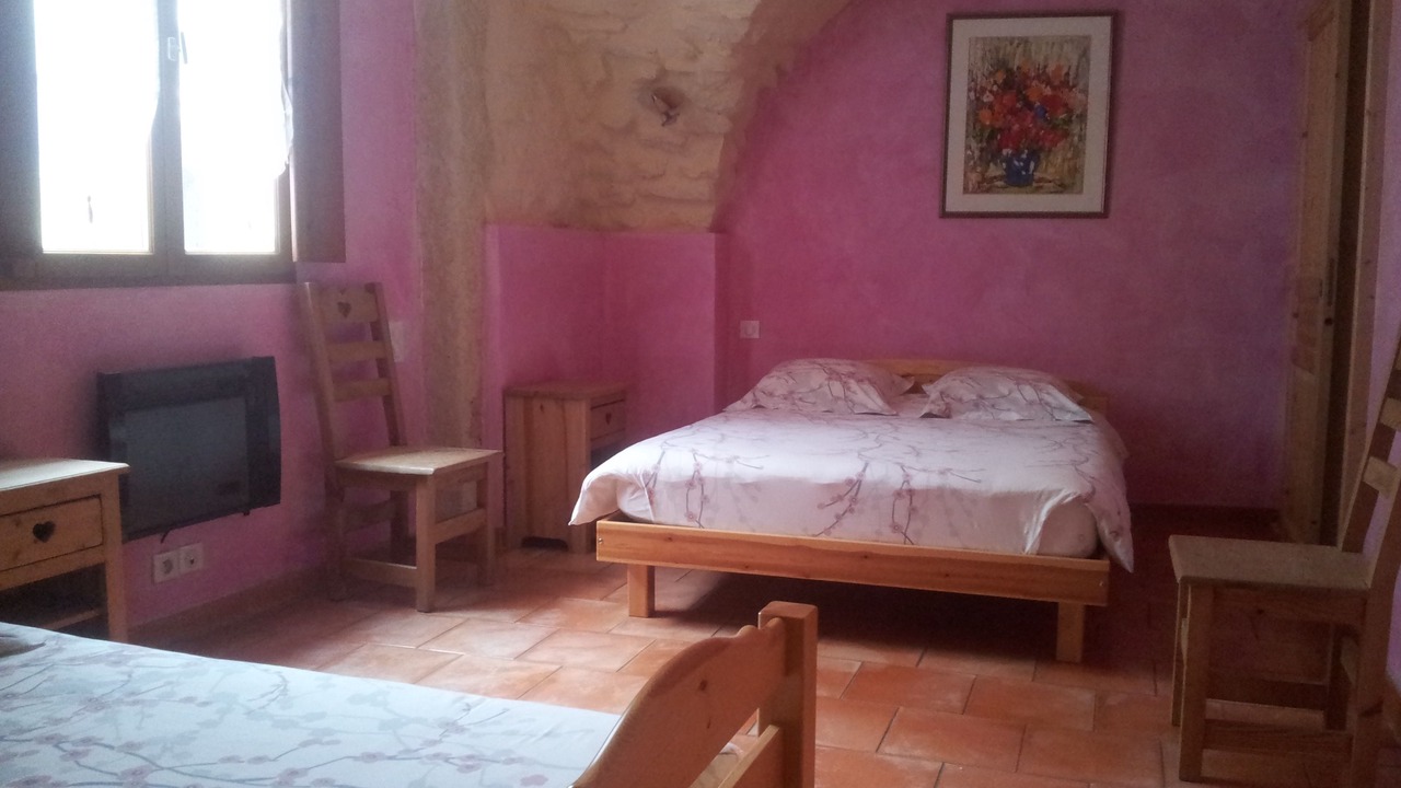 Photo of Bedroom in Venterol