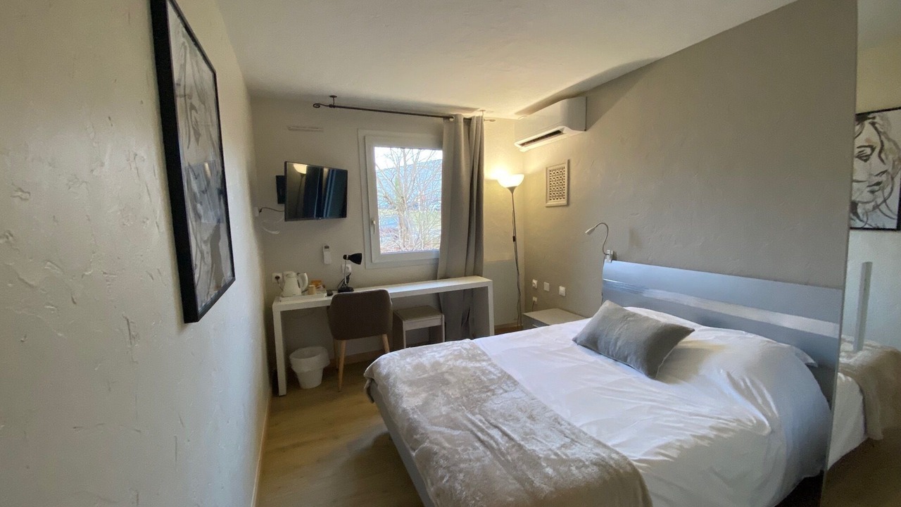 Photo of Bedroom in Chesnes