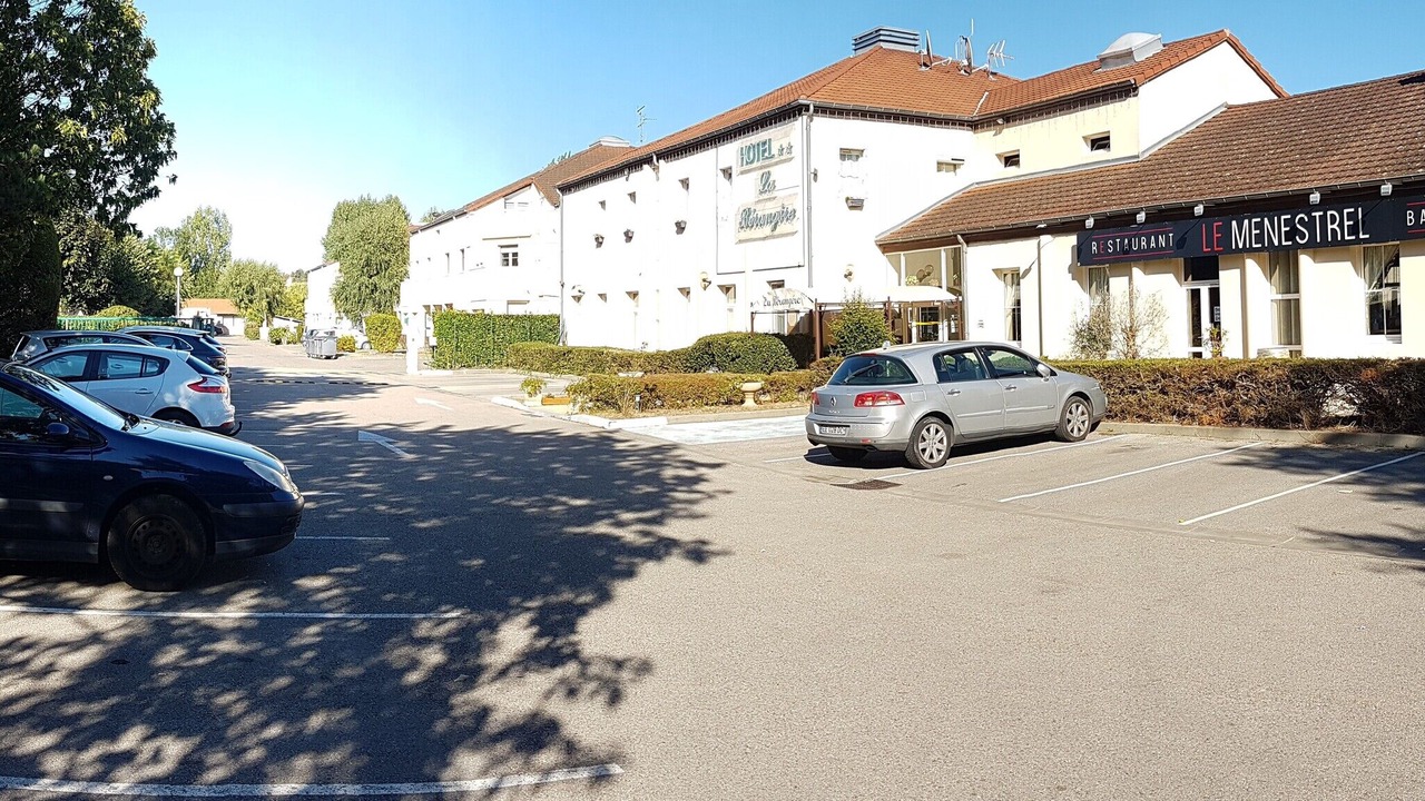 Photo of Others in Perouges