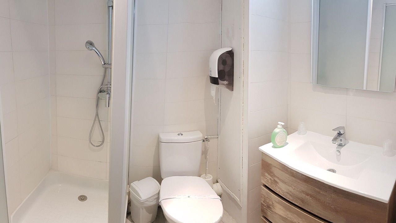 Photo of Bathroom in Perouges