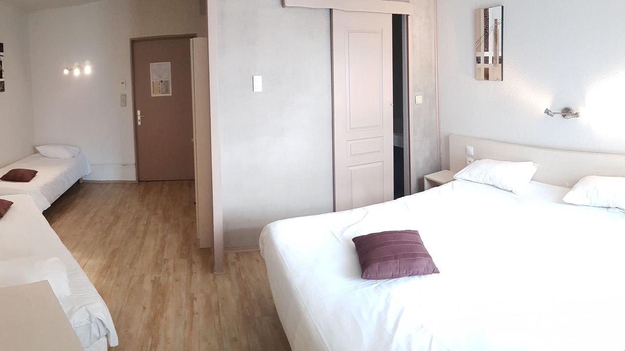 Photo of Bedroom in Perouges