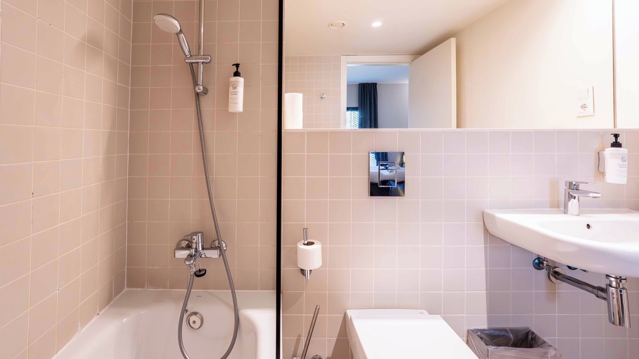 Photo of Bathroom in El Port