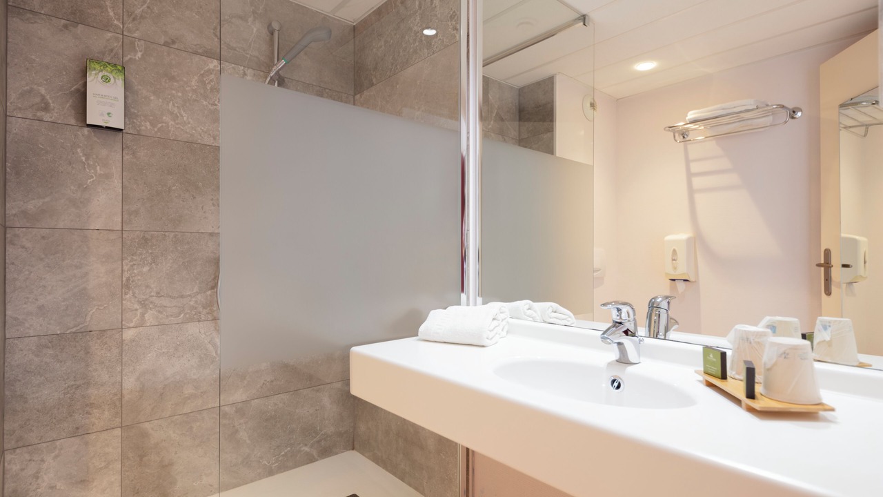 Photo of Bathroom in Cohade