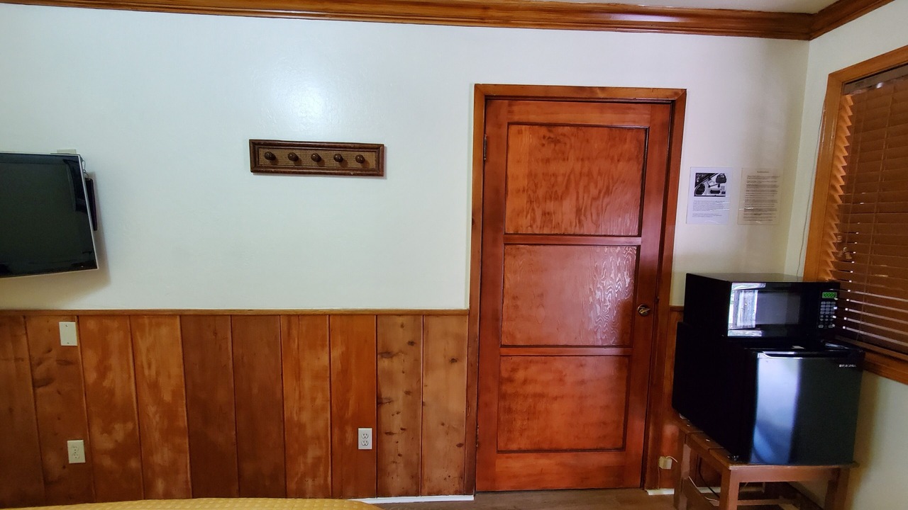 Photo of Bedroom in Kernville