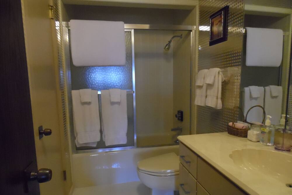 Photo of Bathroom in Bella Vista
