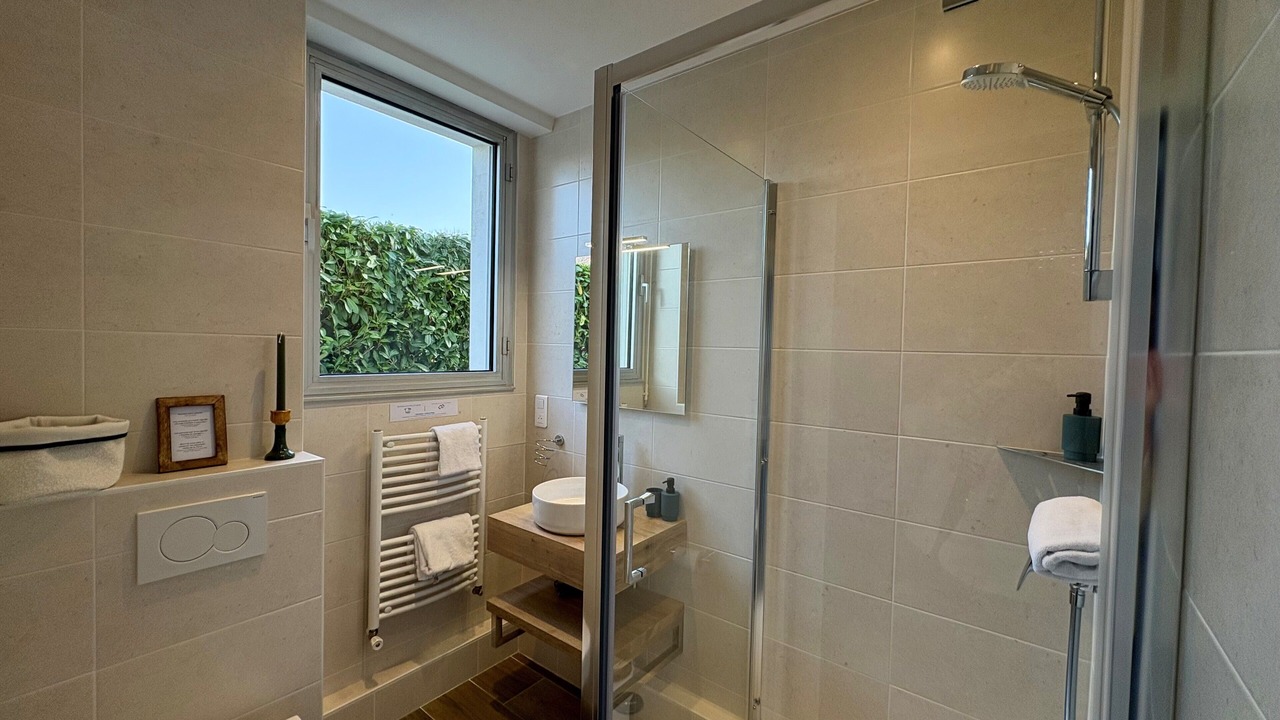 Photo of Bathroom in Saint-Herblain