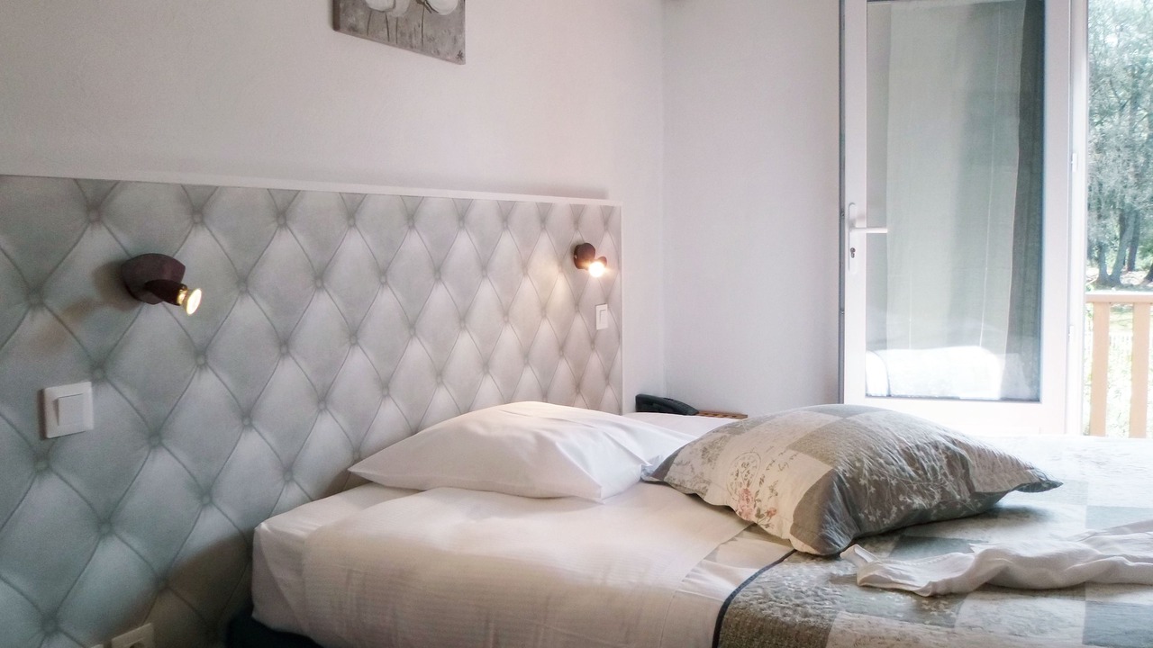 Photo of Bedroom in Roussillon