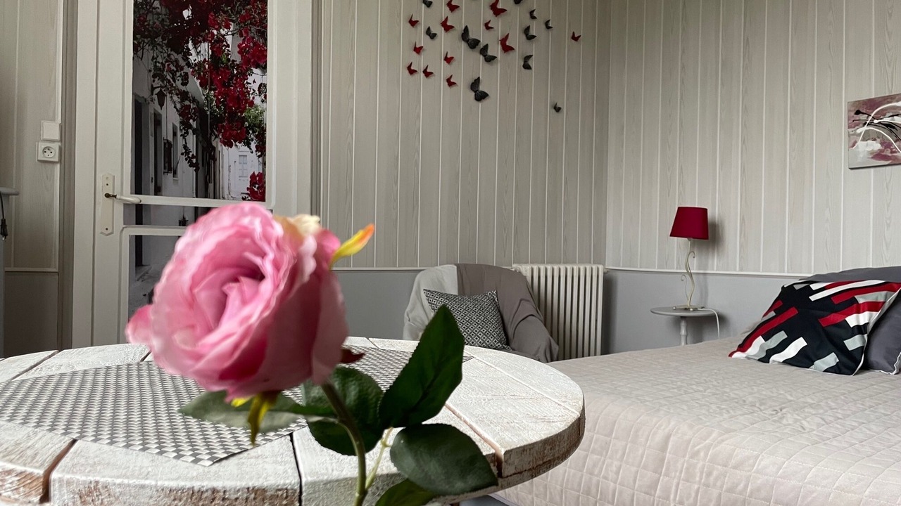 Photo of Bedroom in Saint-Laurent-des-Vignes