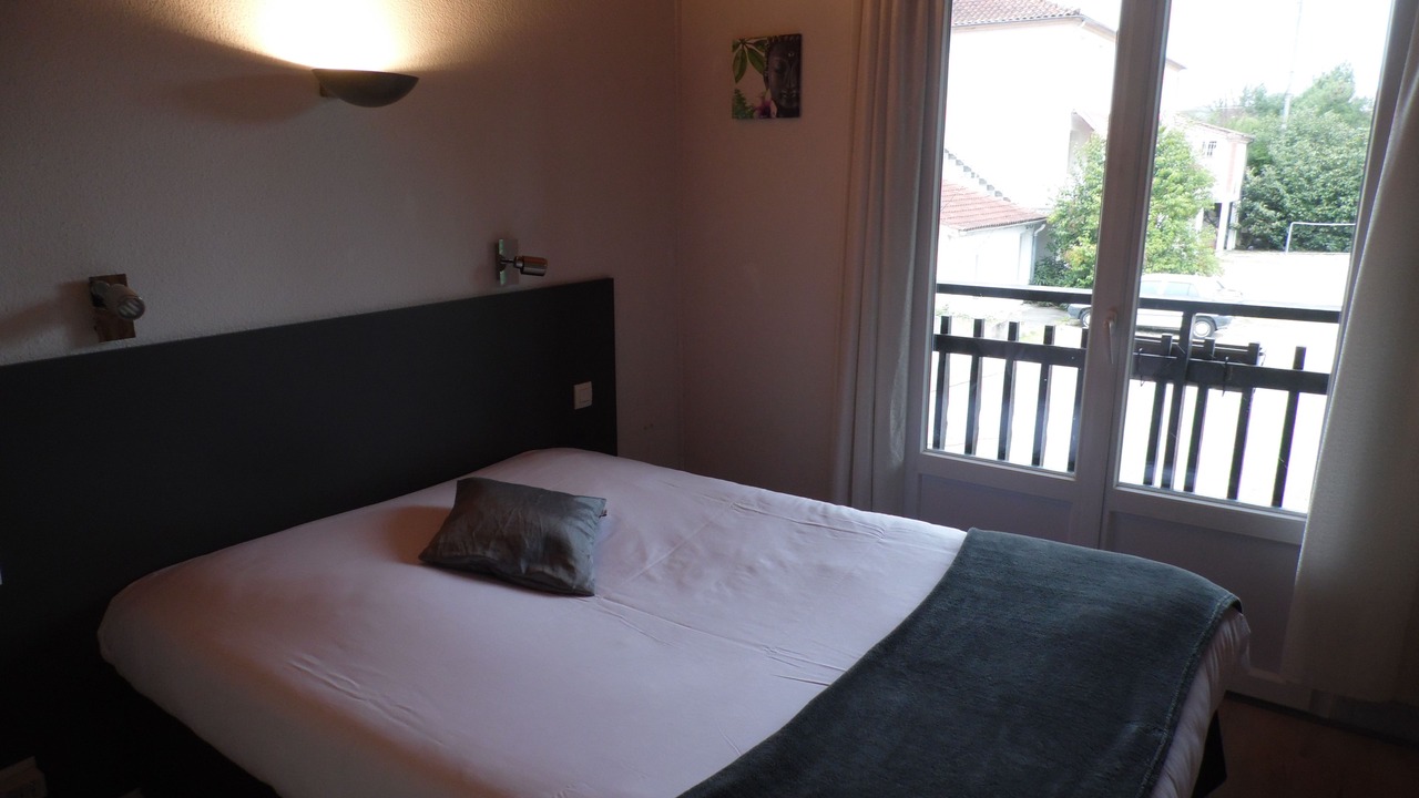 Photo of Bedroom in Lamagistere