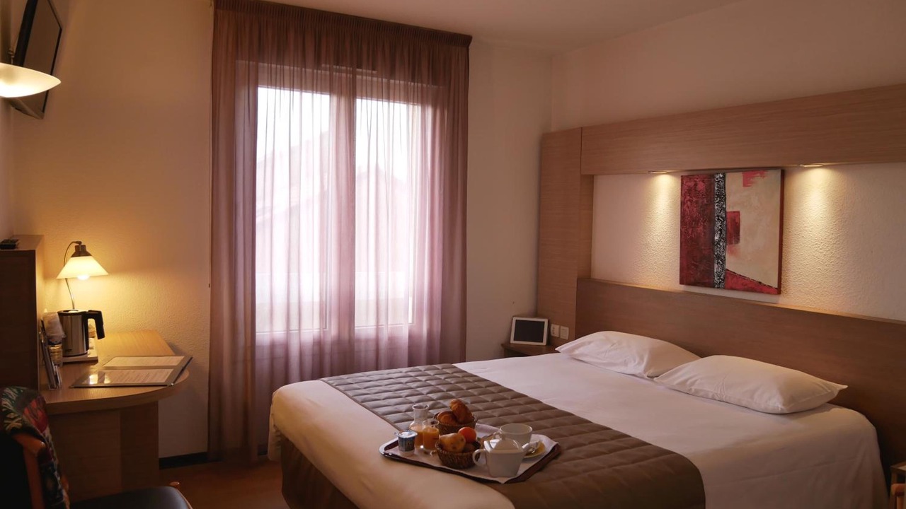 Photo of Bedroom in Millau