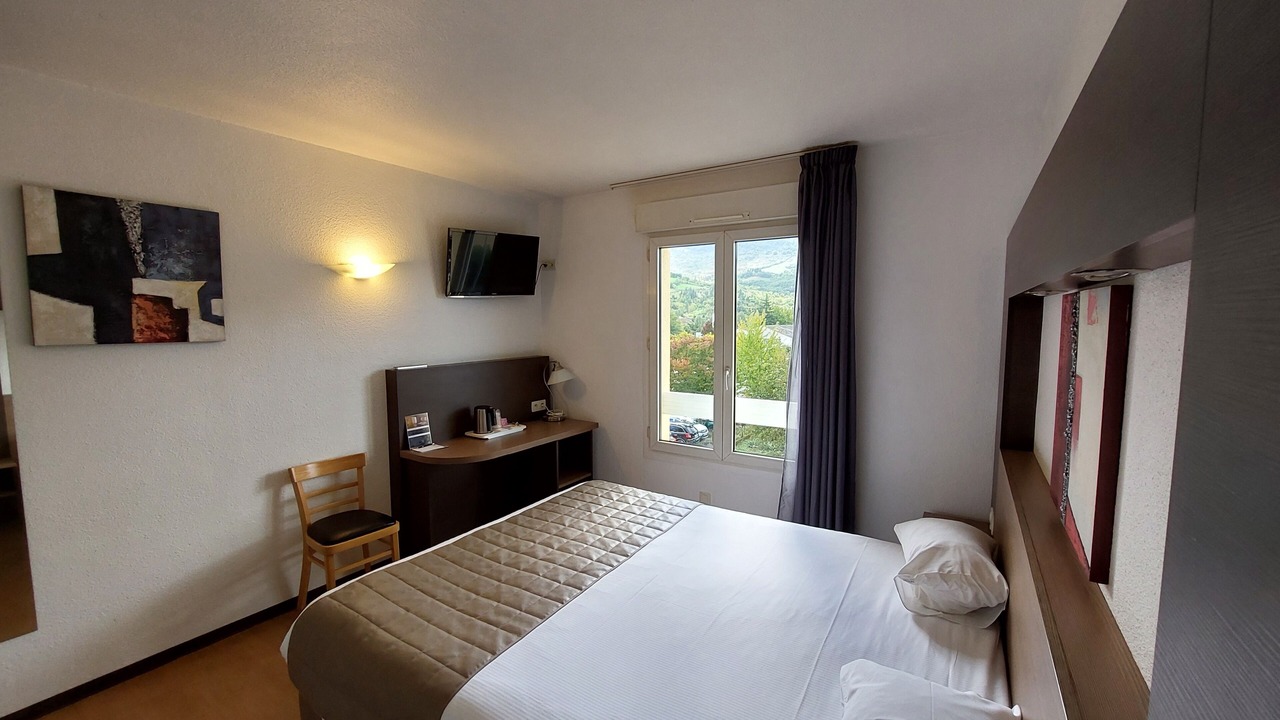 Photo of Bedroom in Millau